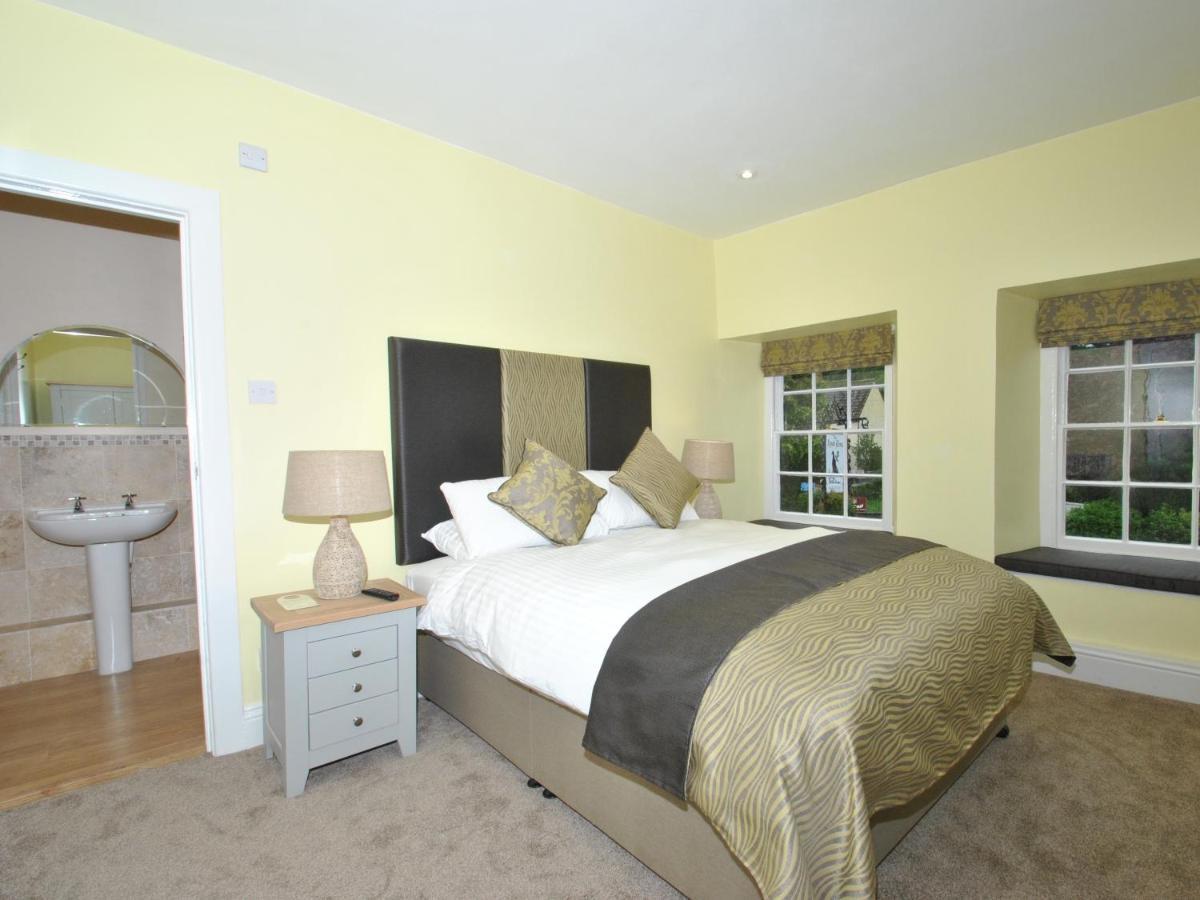 The Hood Arms Hotel Kilve Стая снимка