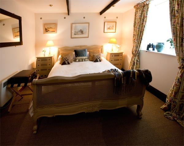 The Hood Arms Hotel Kilve Стая снимка