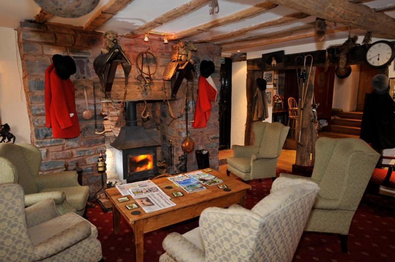 The Hood Arms Hotel Kilve Екстериор снимка